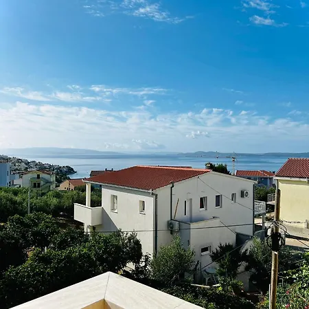 Apartment Paradiso