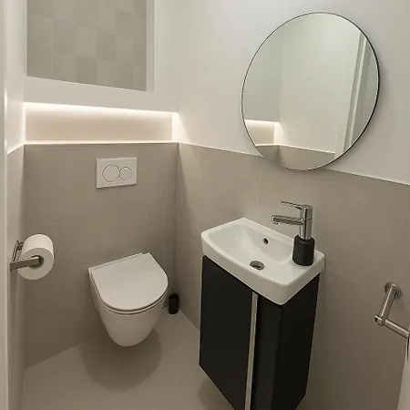 Apartment Paradiso