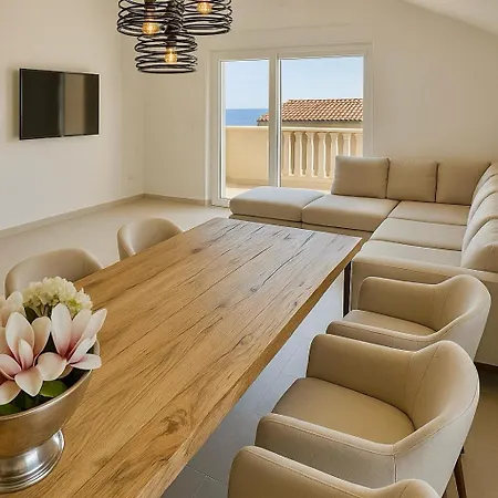 Apartment Paradiso *