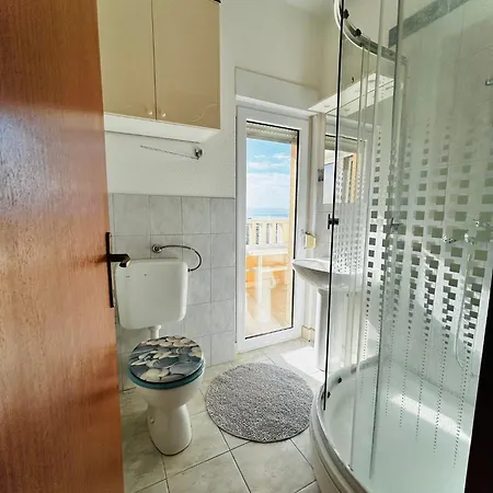Apartman Paradiso *